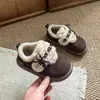 Zapatos Cálidos y Esponjosos Nuevo Otoño Lazo Birken Zapatos de Algodón Mujer Velcro 2026 Más Terciopelo Moda Zapatos Casuales