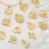 Estilo europeo y americano oro mate colgante pequeño personalidad DIY collar accesorios pequeños retención de color corazón de melocotón cruz joyería irregular
