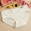 Ropa interior de color sólido nueva para mujer, cintura, color caramelo, niña, triángulo, talla grande, pantalones, una generación de venta directa al por mayor