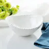 Plato de Cerámica Estilo Europeo con Perlas y Artesanía, Adecuado para Hoteles, Clubes y Uso Doméstico, Té de la Tarde y Platos Gourmet, con Pequeñas Imperfecciones en la Presentación