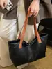 Bolso Tote Retro de Moda Otoño 2026 para Mujer, Bolso de Hombro de Gran Capacidad para el Trabajo, Bolso de Mano de Color Sólido de Alto Valor