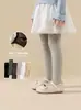 26 Pantimedias Finas de Felpa Otoño Invierno para Niños Pantalones de Capa Base para Niñas Calcetines Gruesos Cepillados de Capa Base para Bebés Pantimedias al por Mayor