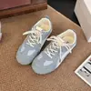 Zapatos de mujer de suela plana con los nuevos bestsellers de otoño 2026 zapatillas de entrenamiento alemanas faldas vintage zapatos de lona versátiles de caña baja casual