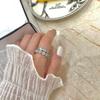 Anillo Pequeño Ins Fragancia Clásico Reina Madre Saturno Doble Capa Apilado Par Anillo Simple Moda Corona Anillo de Pareja