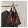 Nova Bolsa Grande de Couro para Mulheres Estilo Comuter 2025, Bolsa de Ombro Simples e Versátil para Mulheres, Bolsa de Mão Tote Elegante