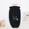 Mangas Longas Femininas para Outono e Inverno, Bordadas com Letras e Flores, Mangas Protetoras de Veludo, Mangas Anti-Manchas, Atacado do Fabricante