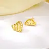 Design Europeu e Americano de Nicho Brincos Exagerados de Coração de Pêssego com Textura Geométrica Ouro 18K Brincos da Moda Personalizados para Mulheres Atacado