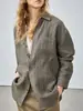 Camisa listrada de manga longa em linho puro estilo Old Money, outono e inverno, unissex, elegante e versátil para o trabalho, com gola de lapela