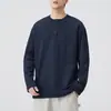 Camiseta de algodón de bambú otoño 2026 nueva de manga larga para hombre, retro americano de alta resistencia talla extra cuello henley capa interior moderna