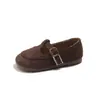 Zapatos de Cuero con Tira en T para Niñas 2026 Primavera y Otoño Nuevos Zapatos de Plaza Poco Profundos sin Cordones para Niños Mocasines Versátiles de Moda Tendencia