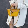 Nuevo bolso de mano pequeño transfronterizo 2026 para mujer, bolso de trabajo con un toque de alta gama, bolso versátil de hombro y cruzado, bolso tipo bollo