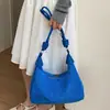 Bolso Cruzado Retro Transfronterizo para Mujer 2026 Nuevo Simple Versátil Gamuza Felpa Forma de Empanada Gran Capacidad Bolso de Hombro Único