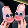 Pantuflas Infantiles para Niños y Niñas Verano Nuevas para el Hogar Dibujos Animados Lindas Antideslizantes de Interior para Baño Suela Suave Padre-Hijo Bebé