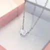 Novo Conjunto de Colar e Brincos de Diamante Azul com Garra Cortada de Crisântemo Azul para Mulheres, Fogos de Artifício Românticos, Simples, Fashion, Versátil, Colar de Luxo Leve