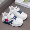 Zapatillas Deportivas Infantiles 2026 Primavera/Otoño Nuevas Elegantes Versátiles Suela Suave Antideslizantes Niños Medianos a Grandes Casual Cómodas Zapatos de Papá