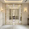Tela de aço inoxidável esculpida em estilo europeu, divisória oca dourada de luxo leve, tela de metal para entrada de villa, personalizável