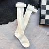 Calcetines de mujer de primavera y verano con rayas verticales grises, calcetines finos Shannon con lazo, calcetines largos versátiles apilados.