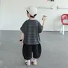 Conjunto de Verão para Meninos 2026 Nova Moda Bebê Menino Manga Curta Listrado Roupas de Verão Infantis Conjunto Casual Fino de Duas Peças
