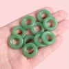 Cuentas sueltas de imitación de jade para anillos de correr, colgantes, collares, pulseras y accesorios de ropa, fabricantes al por mayor