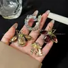 Broche Nuevo de Aleación Estilo Nicho de Gama Alta Abeja para Mujer Pin de Alta Calidad Abrigo Traje Corsage Versátil de Gama Alta