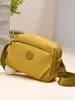 Bolsa transversal de nylon à prova d'água, versátil, casual e moderna para o início da primavera, para mulheres, fashion, de alta qualidade, adequada para viagens e uso diário