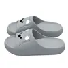 Nuevas Pantuflas para Hombre 2025 con Sensación de Pisar Caca, Antideslizantes de Eva para Casa y Baño Interior, Lindas Pantuflas de Castor para Mujer