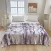 Manta personalizada con estampado degradado de terciopelo dorado, engrosada y cálida, adecuada para aire acondicionado, sofá, siesta y uso en el dormitorio