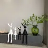 Ornamento criativo de coelho de orelhas compridas, famoso na internet, para sala de estar, móvel de TV, recepção de hotel e decoração de mesa.
