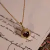 Bordeaux ~ Chapado en Plata S925 Oro de 18K Corazón Rojo Granate Circonita Roja Collar con Colgante Estilo Retro Japonés Cadena para Clavícula para Mujer