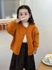 Roupas Infantis Coreanas para Meninas e Bebês Novo Suéter de Tricô Laranja Cardigan Jaqueta Calças Culotte Largas Xadrez Infantis