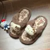 Chinelos fofos femininos para outono e inverno, quentes e antiderrapantes, chinelos de algodão com biqueira aberta para uso doméstico, estilo de moda de gatinho com estampa de leopardo
