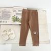 Calça legging feminina Ins primavera e outono, branca, grossa, cor sólida, para bebês, algodão macio, preta, estampa fofa, rosto sorridente