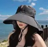 Sombrero de protección solar de seda de hielo para mujer, ala ancha, protección para el cuello, adecuado para colas de caballo, uso en exteriores en la playa, color caqui, plegable