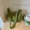 Bolsa de ombro com poá estilo coreano para mulheres, novo modelo 2026, bolsa transversal casual de grande capacidade para o dia a dia, bolsa versátil de ombro para estudantes