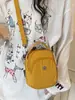 A bolsa para celular Shuai Mi Jia é leve e à prova d'água, nova bolsa transversal estilosa de verão 2026, bolsa de ombro feminina moderna e da moda