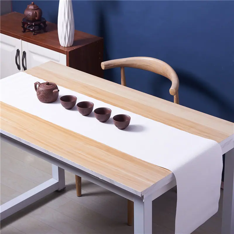纯白色桌旗