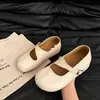 Sapatos Mary Jane baixos estilo francês para mulheres, novo modelo outono 2026, confortáveis e bonitos, perfeitos para combinar com saias, sapatos pequenos de couro estilo noite