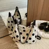 Bolso de Hombro Único Estilo Fresco Primavera 2026 con Diseño de Lunares, Bolso Tote de Nicho, Bolso Tote Casual de Moda, Nuevo Bolso para Mujer