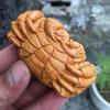 Adornos de mesa de ciprés Taihang, adornos de artesanía de ciprés, gusanos de té de mano de todas las direcciones para ganar dinero, cangrejos jugando, regalos