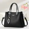 Bolsa de Ombro Grande e Moderna para o Dia das Mães 2025 para Mulheres de Meia-Idade, Bolsa Tote Transversal Simples