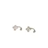 Pinzas para Oreja de Flor Hueca Plateadas para Mujer, Lujo Ligero, Exquisitas, Compactas, Gama Alta, Pinzas para Hélice Auricular sin Perforación, Pendientes Elegantes y Dulces