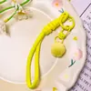 Lanyard con llavero de pompón de colores, correa de muñeca portátil anti-pérdida, accesorio colgante versátil para bolso, accesorio para joyería DIY