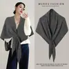 Novo Xale de Tricô Quente para Primavera e Outono com Lã Temperamento Lenço Versátil Feminino Cor Sólida Xale Grande Triangular