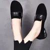 Zapatos de mujer de cuero suave 2026 nuevo otoño moda escarchada zapatos de mujer mocasines planos de suela blanda de tacón bajo