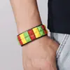 Estilo europeo y americano, inspirado en el punk, estilo callejero genial, temática de club nocturno, de color oscuro, pulsera con tachuelas cuadradas, un par de pulseras de combinación de cuero para parejas