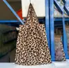 Bolsa de compras feminina de nylon, prática e portátil, para compras em lojas, supermercados, bolsa de ombro para compras, pode ser Vendida no Atacado