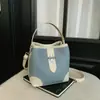 Bolsa Saco Tendência e Fashion para Mulheres, Nova Versátil Bolsa Transversal Verão 2026 com um Toque de Luxo