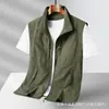 Colete Casual Masculino para Exterior com Múltiplos Bolsos, Secagem Rápida, Gola Alta, Sem Mangas, Colete de Verão Fino para Trabalho