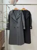 Nuevo Estilo Otoño/Invierno 2026 Abrigo de Lana para Mujer con Mangas Dobladillas y Cuello de Traje, Doble Botonadura, Corte Holgado, Engrosado y Cálido