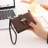 Carteira Curta Feminina Novo Estilo, Moda Europeia e Americana, Simples Dobrável com Zíper de PU, Porta-Moedas Estudantil Atacado